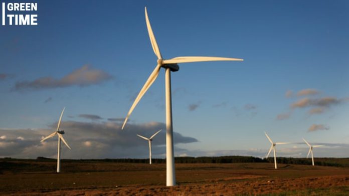 Labour Lifts Windfarm Ban