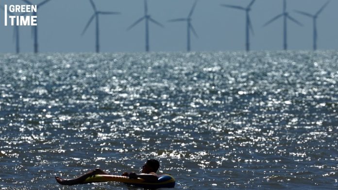 Floating Wind Technology