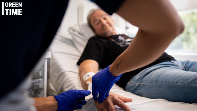 World’s First mRNA Lung Cancer Vaccine Enters Clinical Trials in Groundbreaking Move