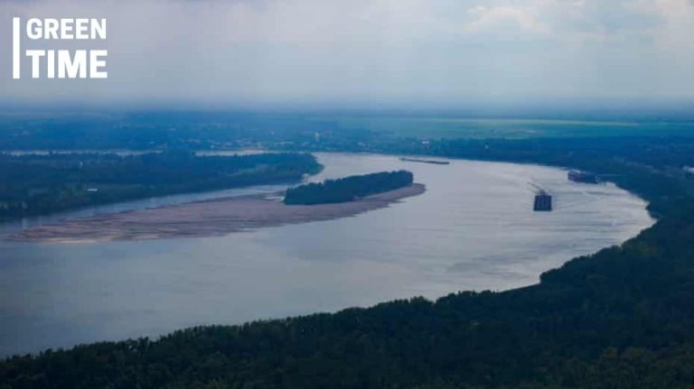 Rivers Dry Up at Alarming Rates, Threatening Global Water Supply