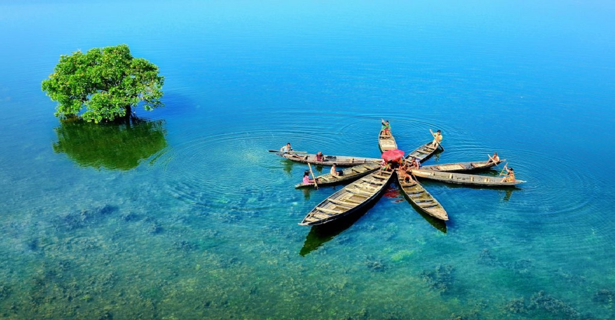 Tanguar Haor (Dhakapost)


